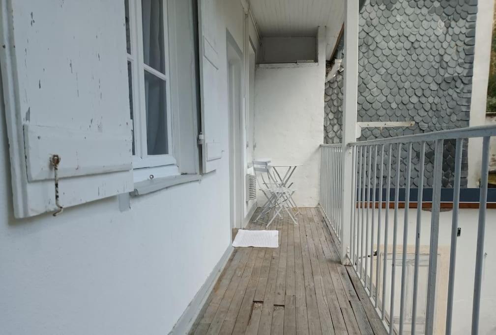 Appartement Centre Ville Avec Balcon -Terrasse Prive Тюл Екстериор снимка